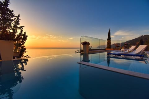 Casa Tramonto Beach View Agios Gordios Corfu Villa in Corfu, Greece
