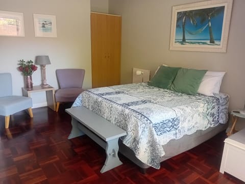 Sunshine Cottage Apartment in Cape Town