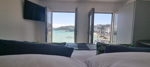 Bedroom, Sea view