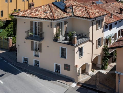 Property building, Bird's eye view, View (from property/room)