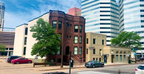 Oaklands on 9th Apartment in Loring Park