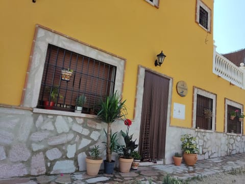 Casa rural Los Alcaidejos con piscina House in Valle del Guadalhorce