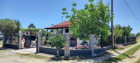 HAUS House in Halkidiki