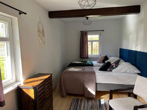 Bed, Photo of the whole room