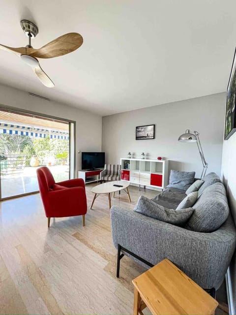 L'HORIZON - 90m2 - Belle vue - Centre - Parking - 3 Chambres Apartment in Cassis