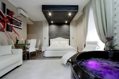 Bedroom, Bath