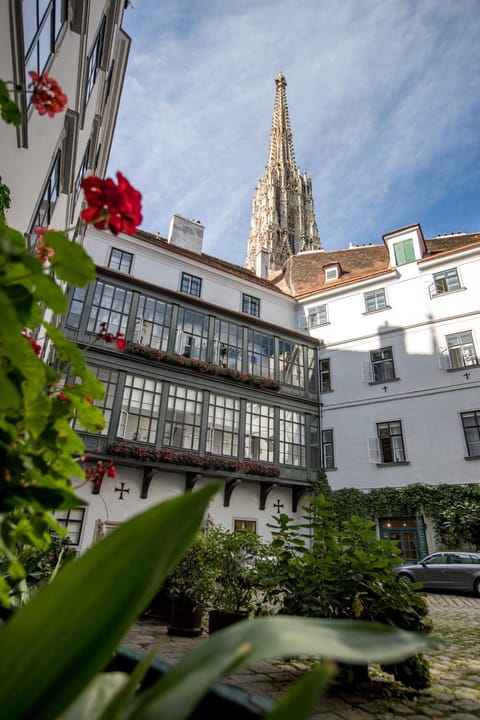 Property building, City view