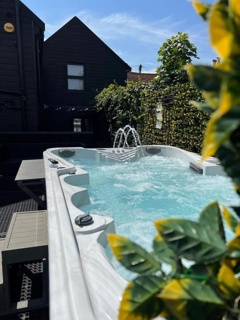 Hot Tub
