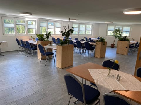 Meeting/conference room