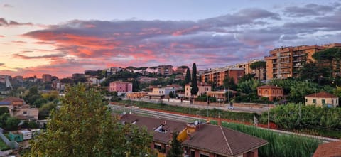 Neighbourhood, Natural landscape, View (from property/room), City view, Street view, Sunrise, Sunset
