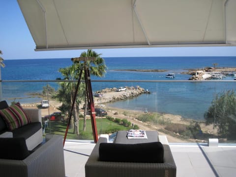 View (from property/room), Balcony/Terrace
