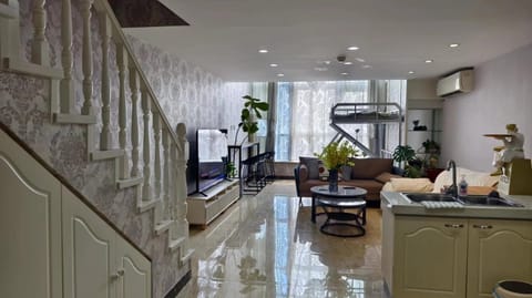 Chaoyang Joy City Hardcover Apartment Apartment in Beijing