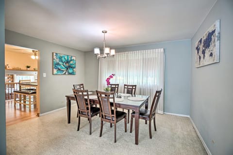 Spacious Family Glenwood Estates Home with Hot Tub! House in Indiana