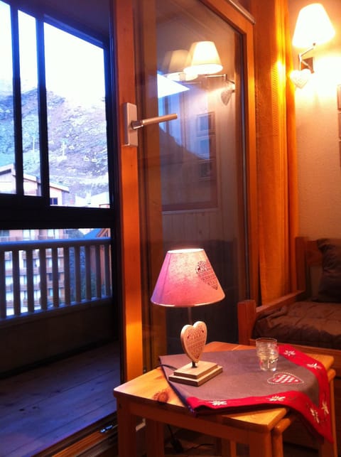 Seating area, Mountain view