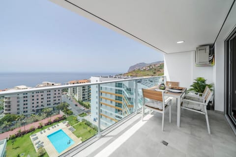 Balcony/Terrace, Sea view, Area and facilities, Swimming pool