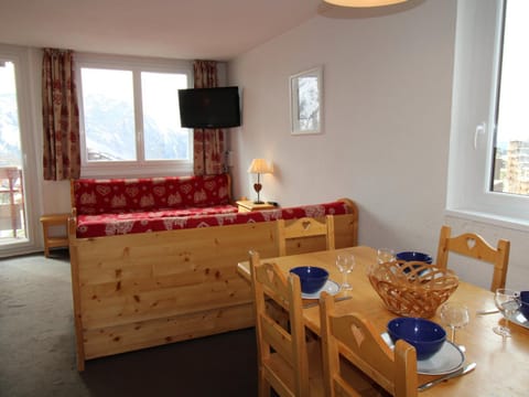 Appart cosy 2 pièces, 6 pers, vue village, wifi - FR-1-633-30 Apartment in Avoriaz