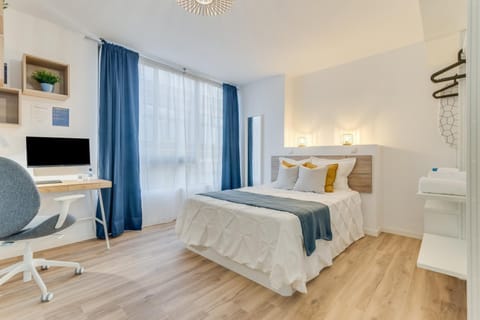 Bed, Bedroom