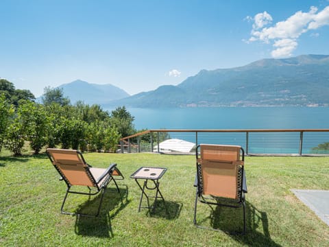 Day, Natural landscape, Lake view, sunbed