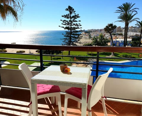 Balcony/Terrace, Pool view, Sea view