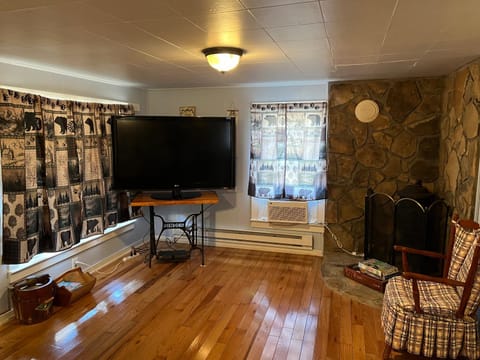 Cochran Farm House Villa in Lackey Hill