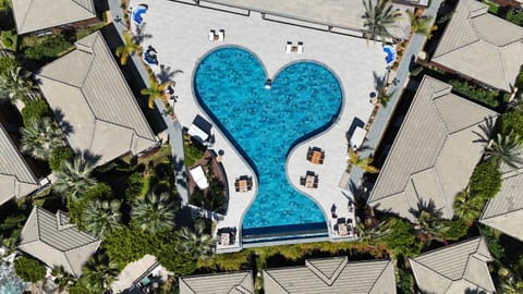 Property building, Swimming pool