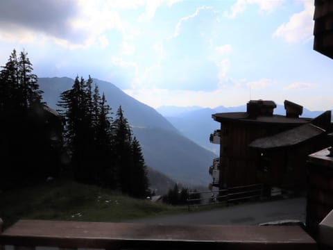 Avoriaz : Appartement rénové pour 5 pers avec WIFI - FR-1-633-22 Apartment in Avoriaz