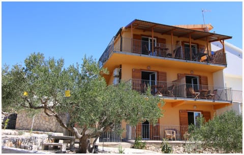 Primosten Apartments Apartment in Šibenik-Knin County, Croatia