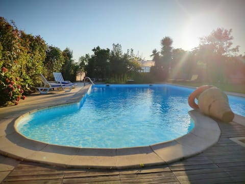 Swimming pool, Swimming pool