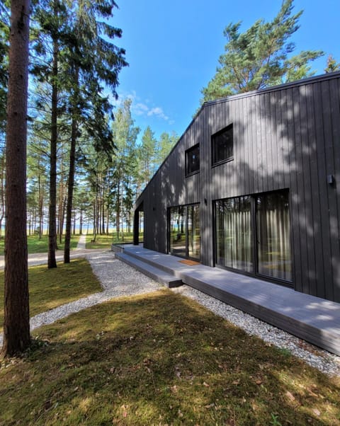 Property building, Day, Natural landscape, Summer