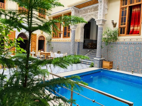 Patio, Pool view, Swimming pool