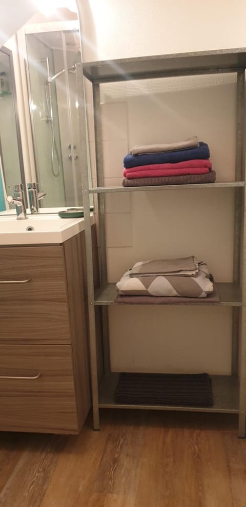 Studio meublé et équipé Apartment in Centre-Val de Loire