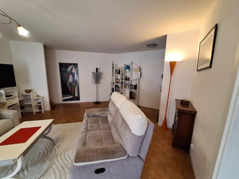 Appartement central à Thonon, proche thermes Apartment in Thonon-les-Bains