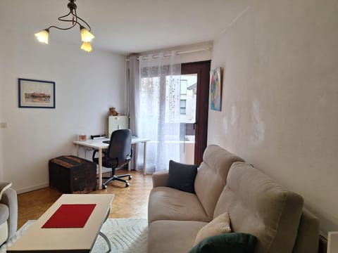 Appartement central à Thonon, proche thermes Apartment in Thonon-les-Bains