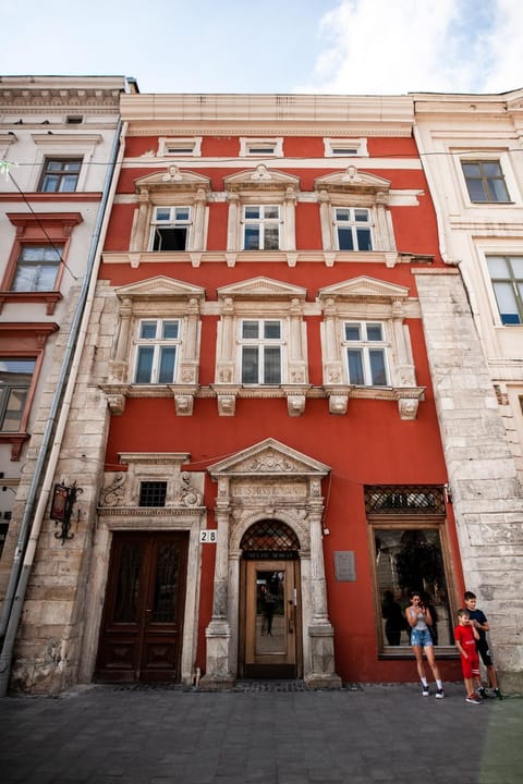 Property building, Facade/entrance