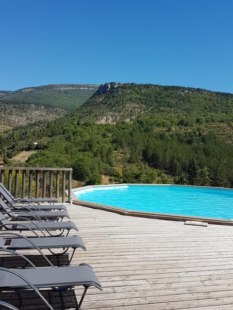Mountain view, Swimming pool