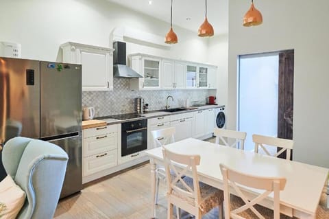 Art Deco Apartment in Gdańsk Apartment in Gdansk