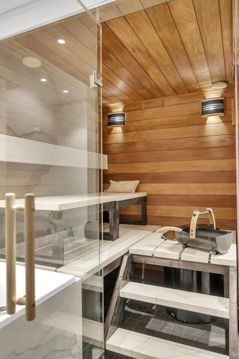 Steam room, Spa and wellness centre/facilities