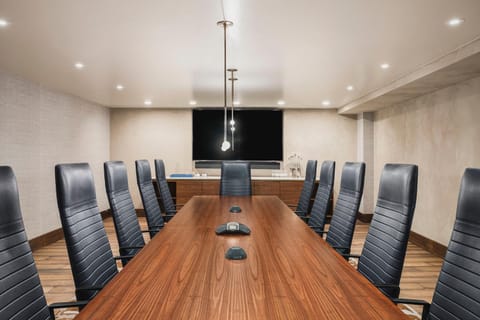 Meeting/conference room