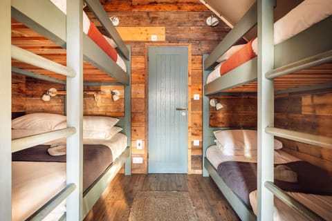 Bed, Bedroom, bunk bed