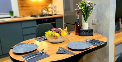 Food and drinks, Dining area, Food, Breakfast, Drinks