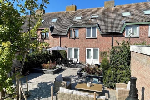 Property building, Garden, Garden