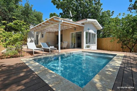 Garden, Garden view, Pool view, Swimming pool