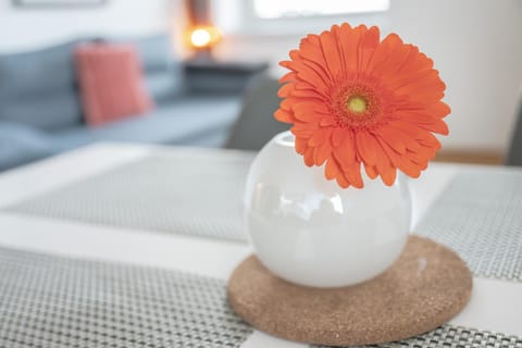 Living room, Decorative detail, Seating area