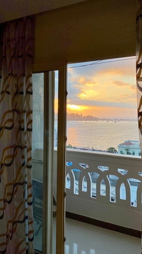 Balcony/Terrace, Sea view, Sunset