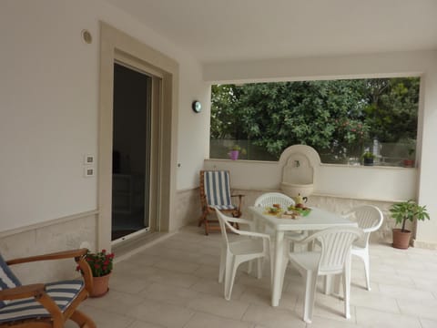 Balcony/Terrace, Dining area