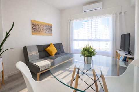 TV and multimedia, Dining area, heating, air conditioner