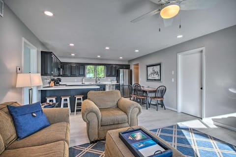 Table Rock Lake Hideaway with Deck Bring Your Boat! House in Roaring River Township