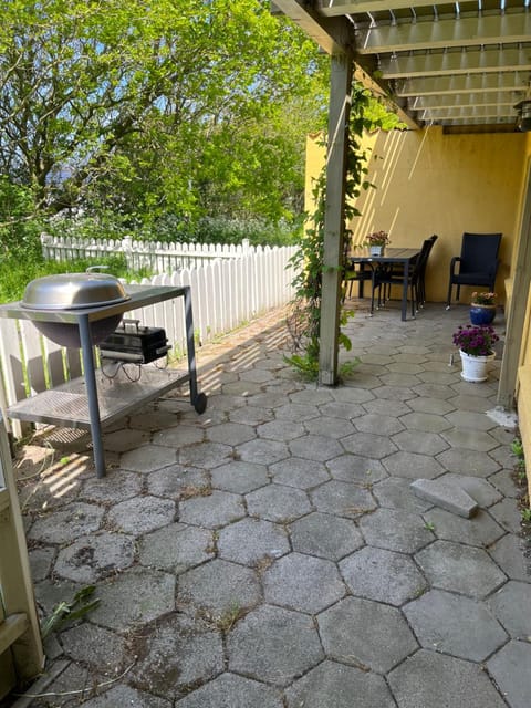 Property building, Balcony/Terrace