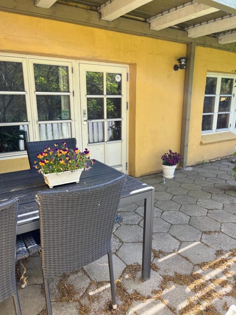 Property building, Balcony/Terrace