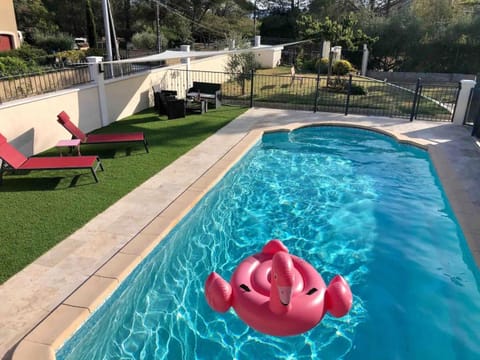 Property building, Swimming pool